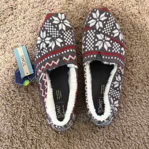 Toms Festive Gray and Red Slip-Ons